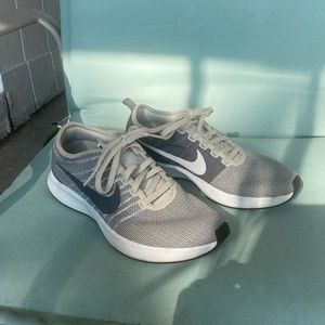 Nike Dueltone Racer 👟